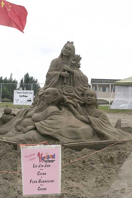 Sculptures from sand