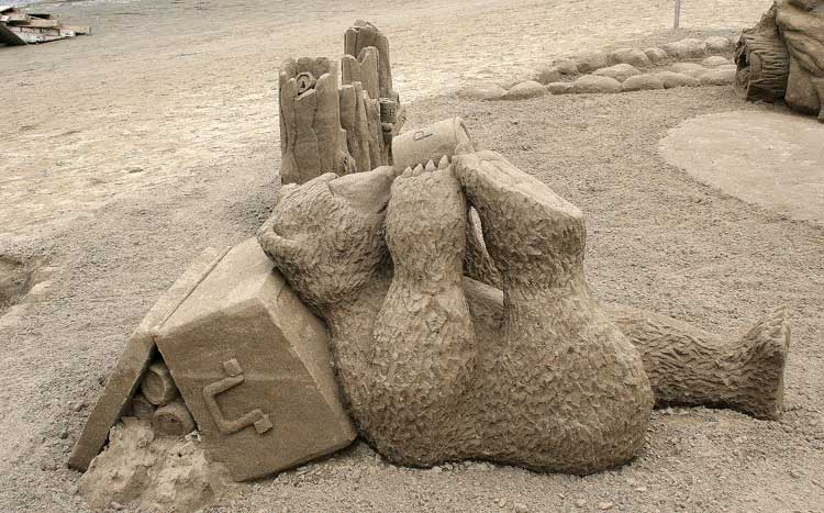Sculptures from sand