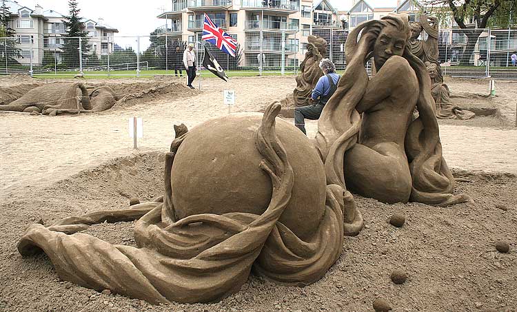 Sculptures from sand