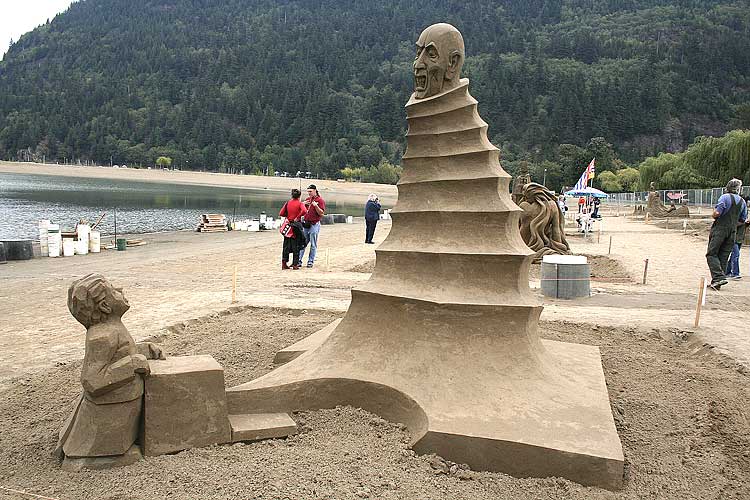 Sculptures from sand