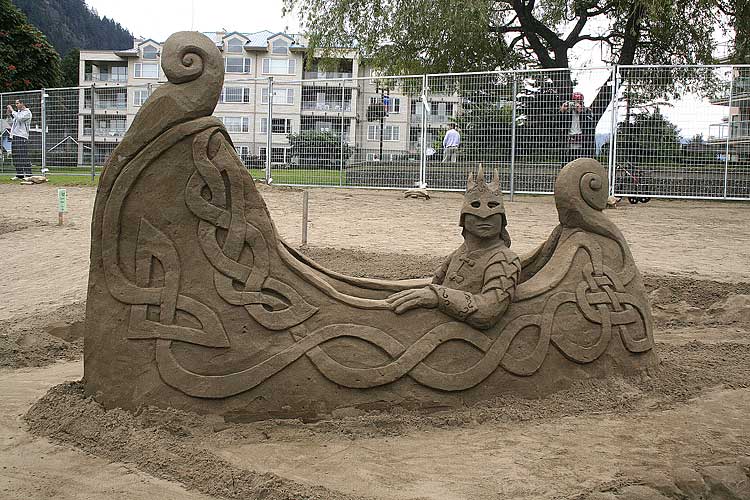 Sculptures from sand
