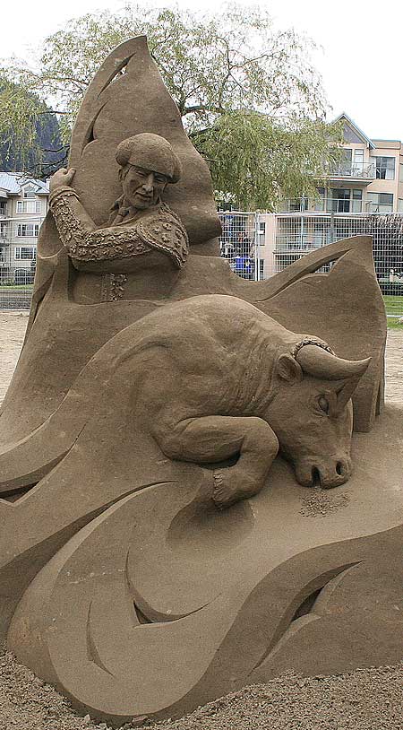Sculptures from sand