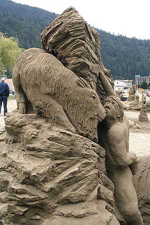 Sculptures from sand
