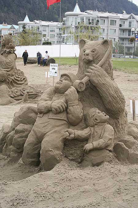 Sculptures from sand