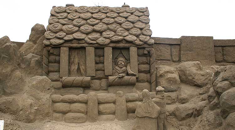 Sculptures from sand
