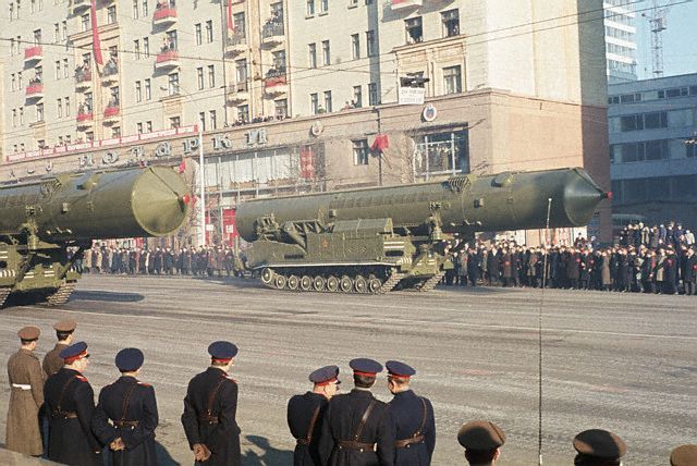 &Ncy;&acy; &Kcy;&rcy;&acy;&scy;&ncy;&ocy;&jcy; &pcy;&lcy;&ocy;&shchcy;&acy;&dcy;&icy; &scy;&ncy;&ocy;&vcy;&acy; &bcy;&ucy;&dcy;&ucy;&tcy; &tcy;&acy;&ncy;&kcy;&icy; (13 &fcy;&ocy;&tcy;&ocy;)