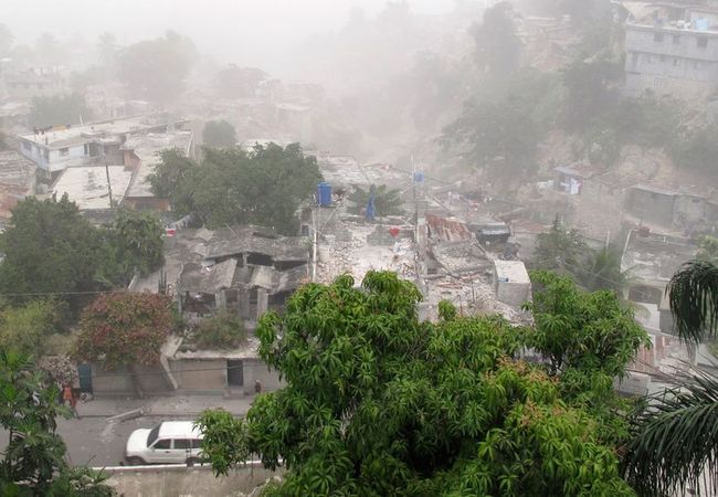 Землетрясение на Гаити (33 фото)