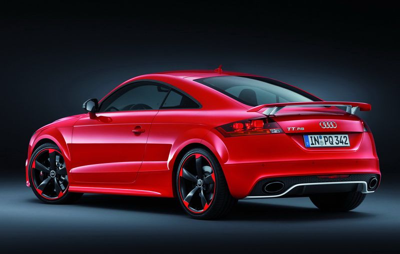 Audi TT RS plus     (36 )