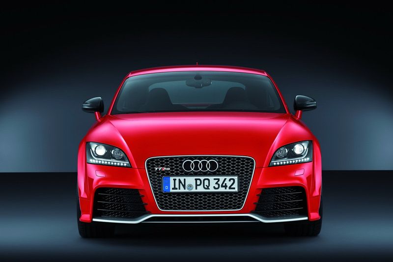 Audi TT RS plus     (36 )