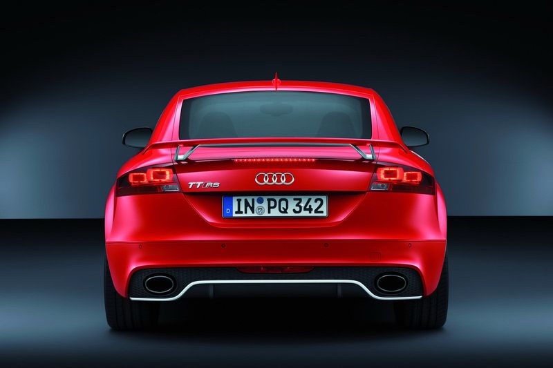 Audi TT RS plus     (36 )