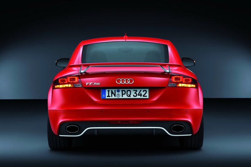 Audi TT RS plus     (36 )