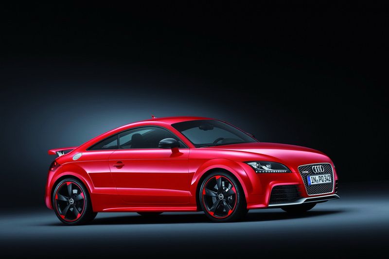 Audi TT RS plus     (36 )