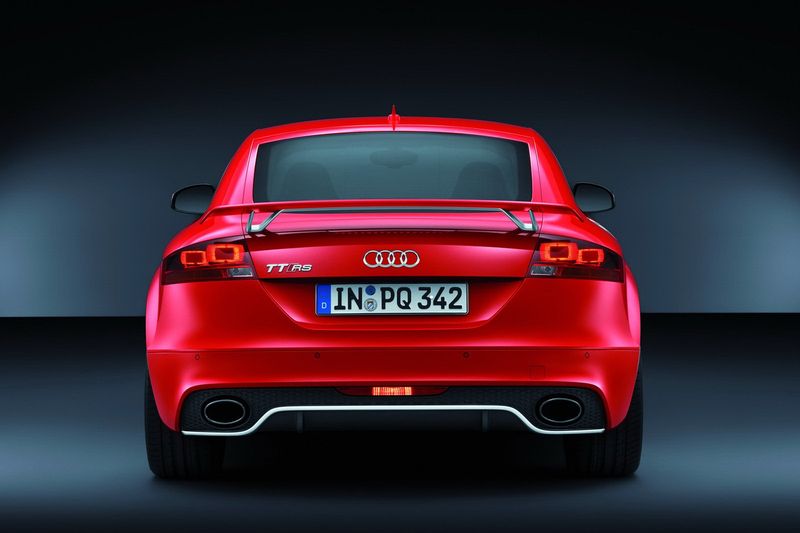 Audi TT RS plus     (36 )