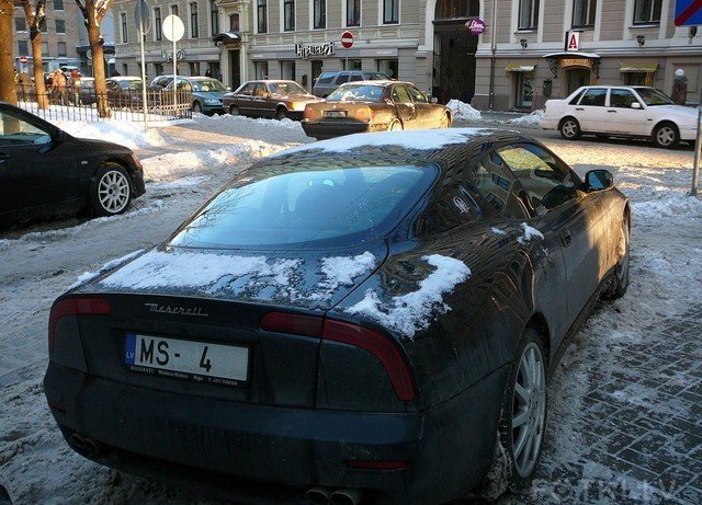 Автомобили в Латвии (40 фото)