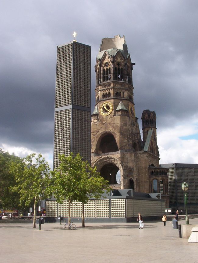 Мемориальная церковь кайзера Вильгельма. Берлин.