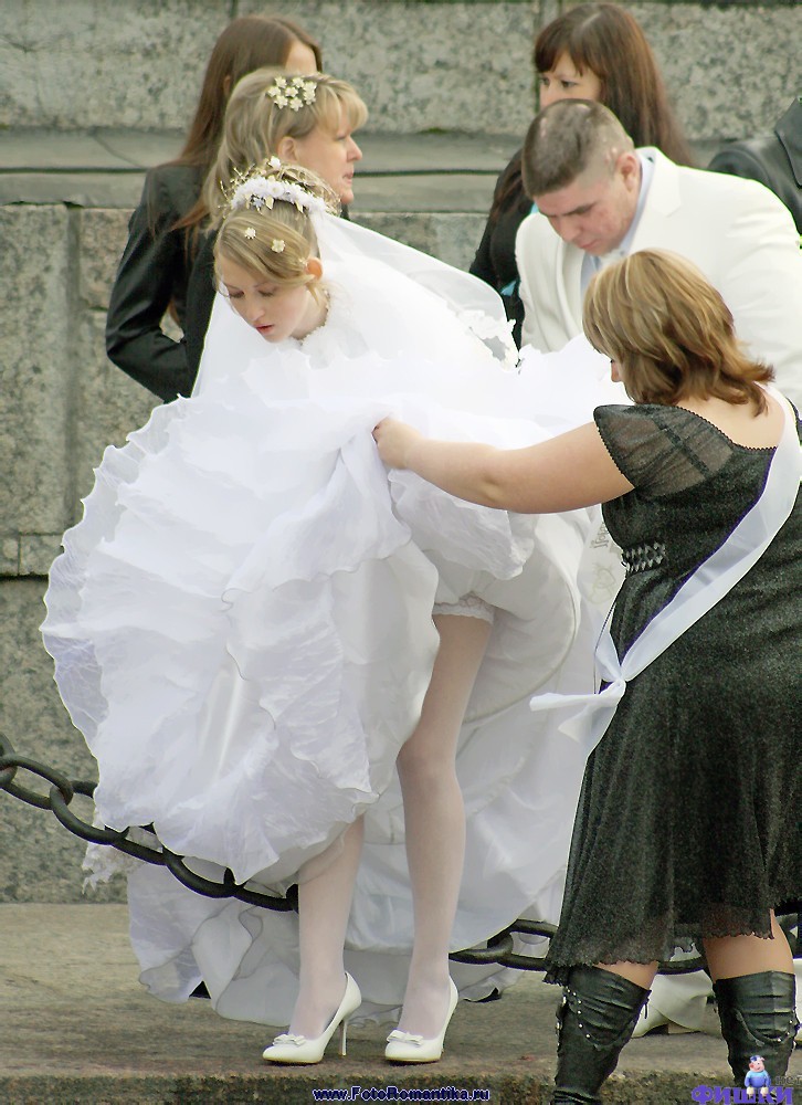 Жизнерадостная похотливая невеста