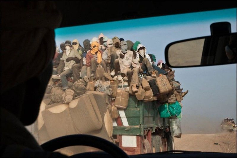  
Африканские мигранты – трудный путь в Европу (15 фото)