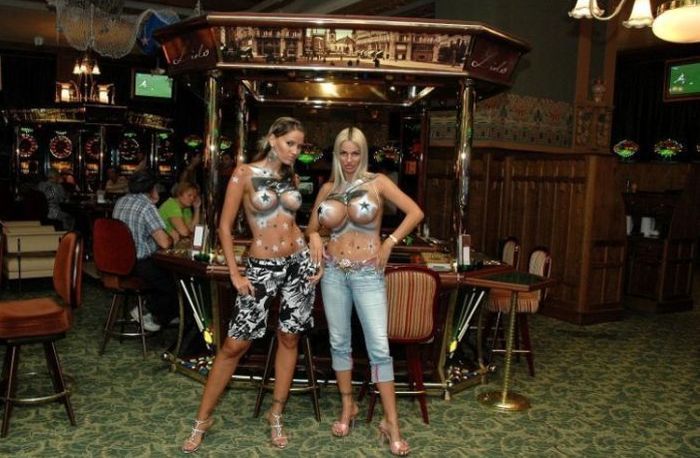 Эротическое шоу в американском казино (22 фото НЮ)