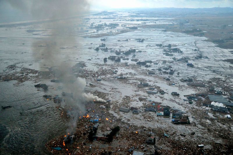 Берега Натори после мощного цунами. (Kyodo News)