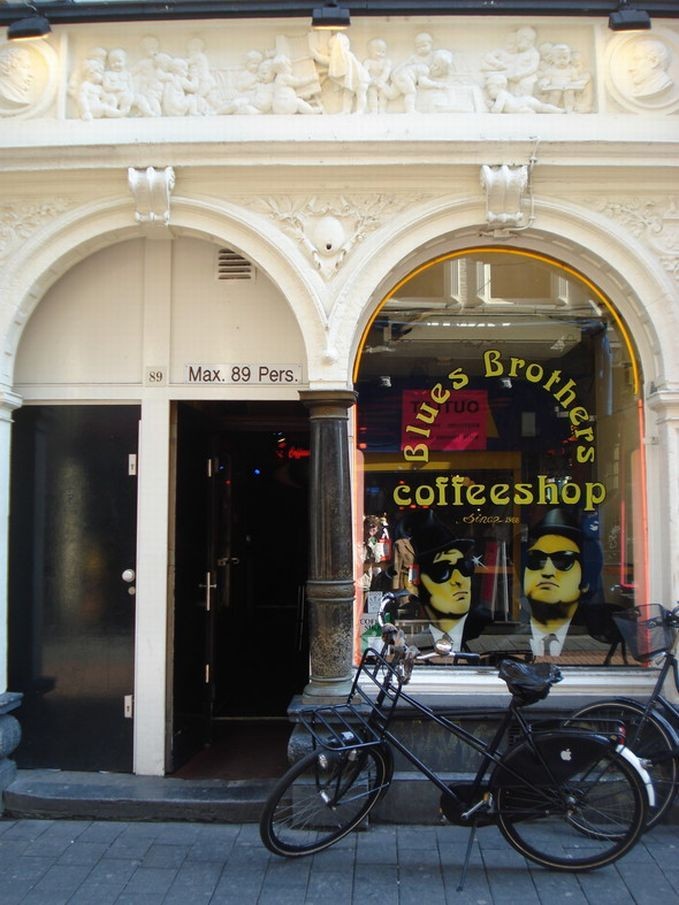 Кофешопы в Амстердаме (26 фото)
