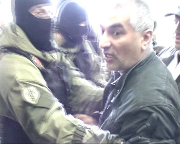 Арест наркоторговца в Екатеринбурге (7 фото + 2 видео)
