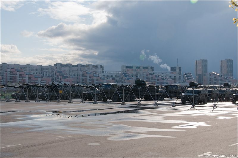 Военная техника на Ходынке - 2010 (18 фото)