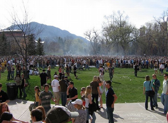 Митинги в поддержку легализации марихуаны (24 фото)