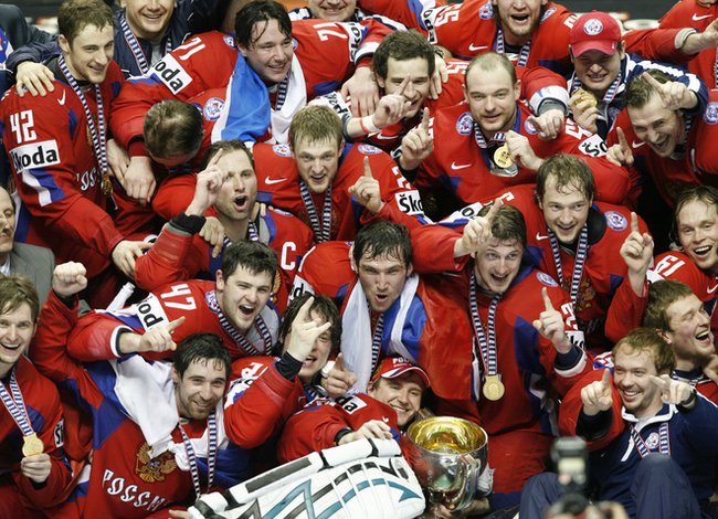 http://ru.fishki.net/picsw/052008/19/hockey/012_hockey_1.jpg