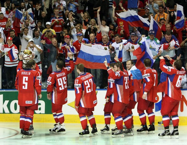 http://ru.fishki.net/picsw/052008/19/hockey/024_hockey_1.jpg