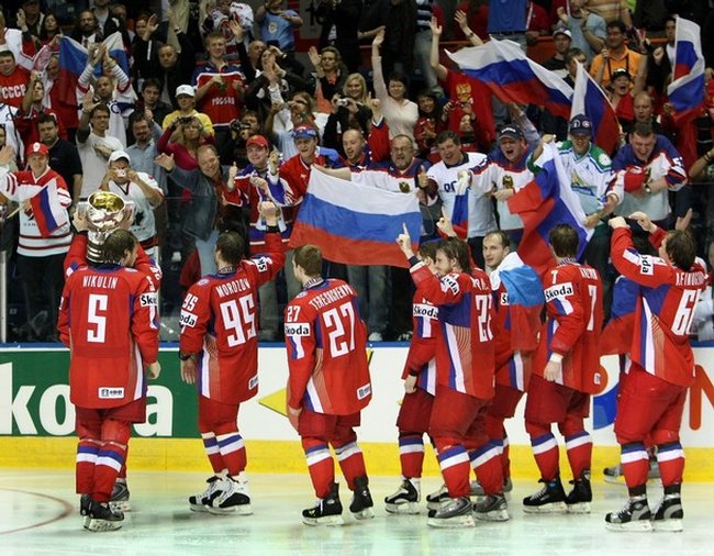 http://ru.fishki.net/picsw/052008/19/hockey/russia_champion_hockey01.jpg