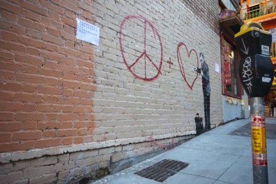 Бэнкси отметился на стенах Сан-Франциско (5 фото)