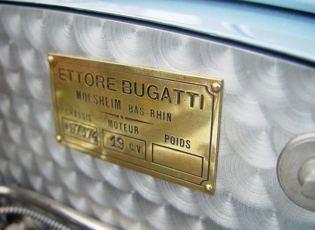       :          Bugatti Type 57SC Atlantic.         .        ,     .