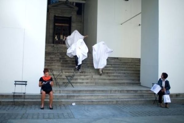 Охотники за привидениями в библиотеке (13 фото + видео)