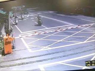 Не щелкай клювом
