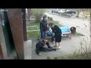 Разборки под окном