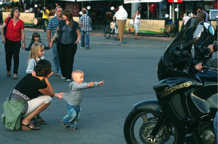 ребенок, мотоцикл