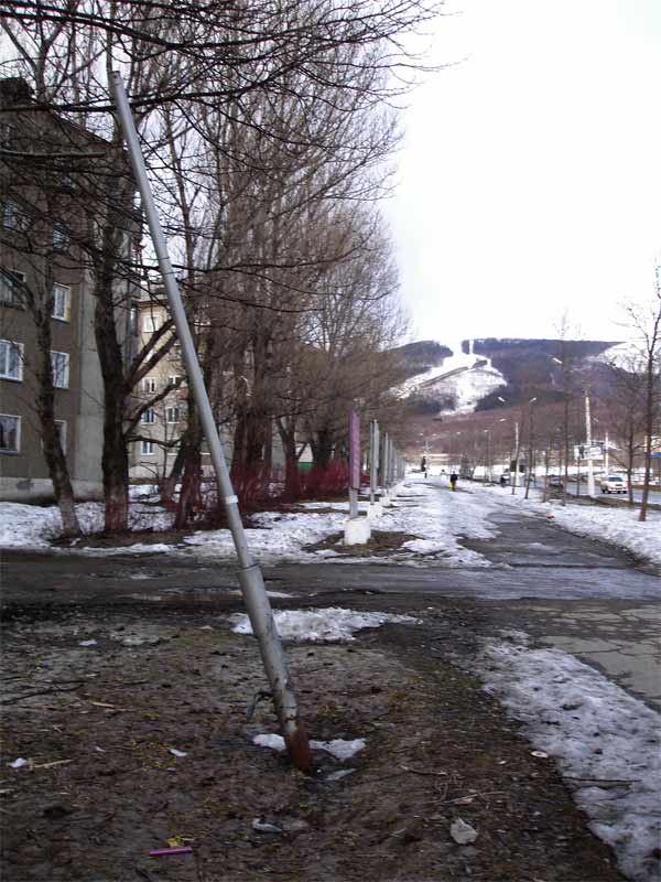 Проспект Победы. Наших над