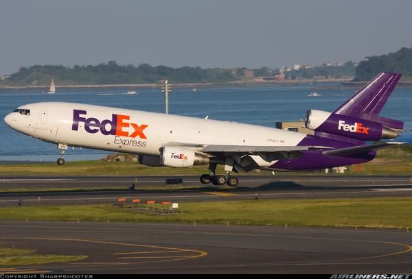 9. McDonnell-Douglas DC-10.<br><br>DC-10 - ,    , , .    153   ,   2 908 800   DC-10   .           .       DC-10   1999 ,      AOM   .         .<br/><br/>