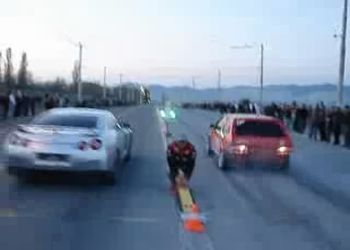 ��� 2108 �������� Nissan GTR