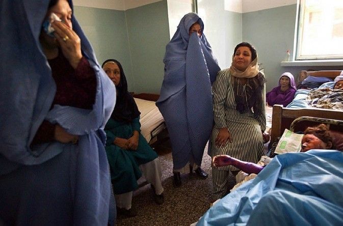 Самосожжение афганских женщин (18 фото)