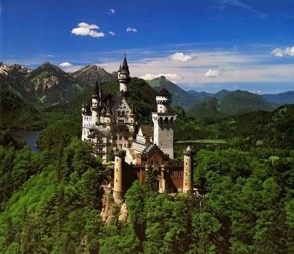 Дар безумца! Нойшванштайн! (16 фото) Дар безумца! Нойшванштайн! (16 фото)