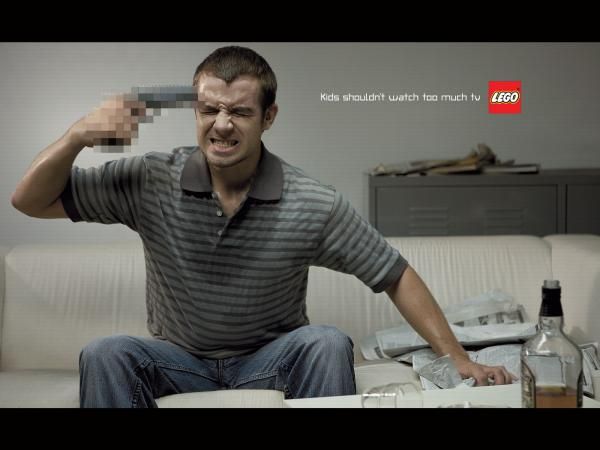 Lego: Violence, Naga DDB Rapp, LEGO, Печатная реклама