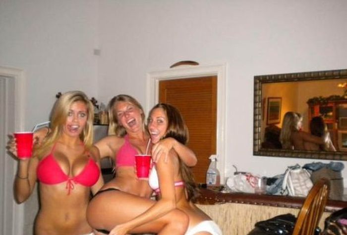 Naked college girls