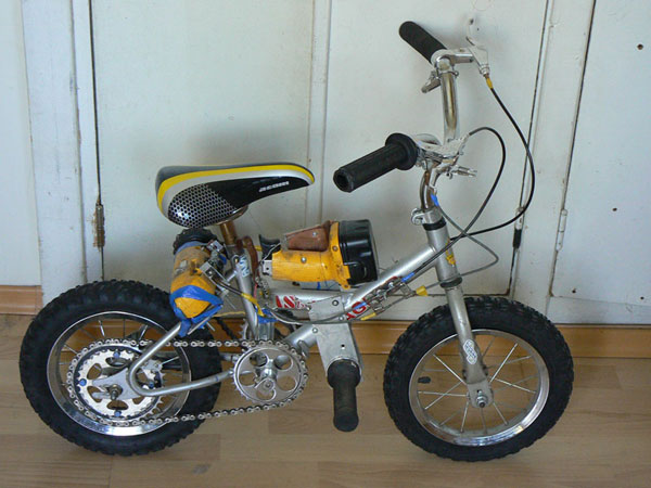 Велосипед с мотором от дрели (2 фото)