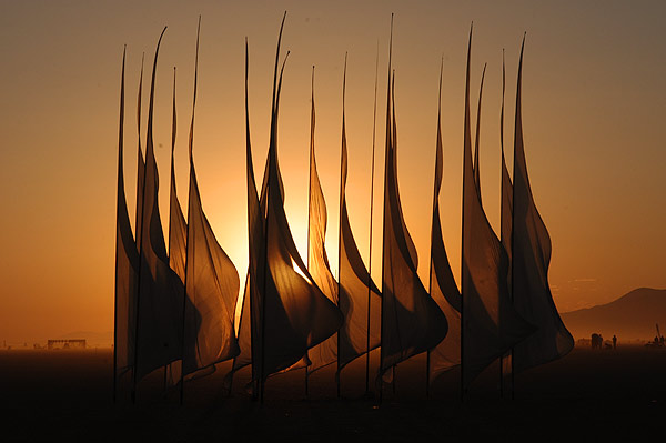 ��������� �Burning Man�, ����� 2 (42 ����)