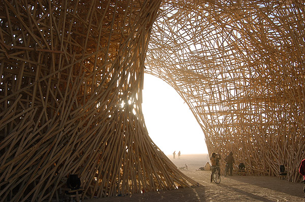 ��������� �Burning Man�, ����� 2 (42 ����)