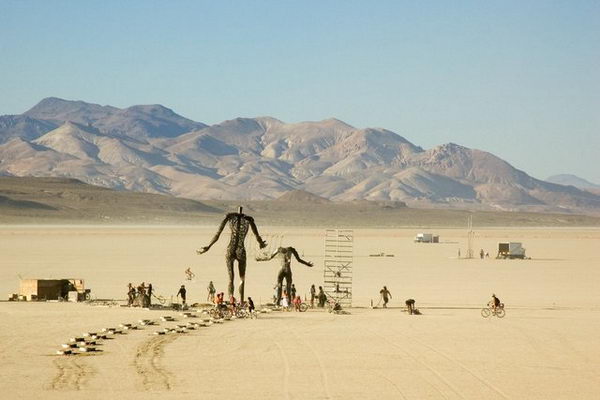 ��������� �Burning Man�, ����� 2 (42 ����)