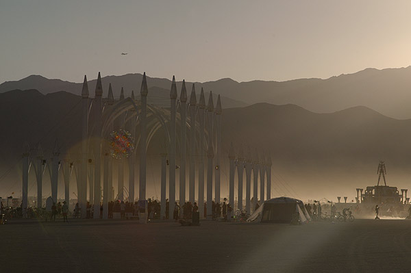 ��������� �Burning Man�, ����� 2 (42 ����)