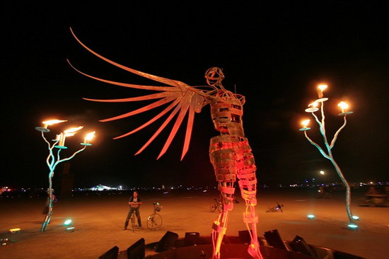 ��������� �Burning Man�, ����� 2 (42 ����)
