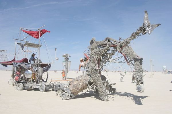 ��������� �Burning Man�, ����� 2 (42 ����)